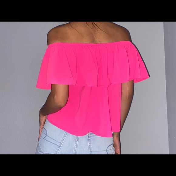 Pink off the shoulder blouse. - Picture 3 of 4